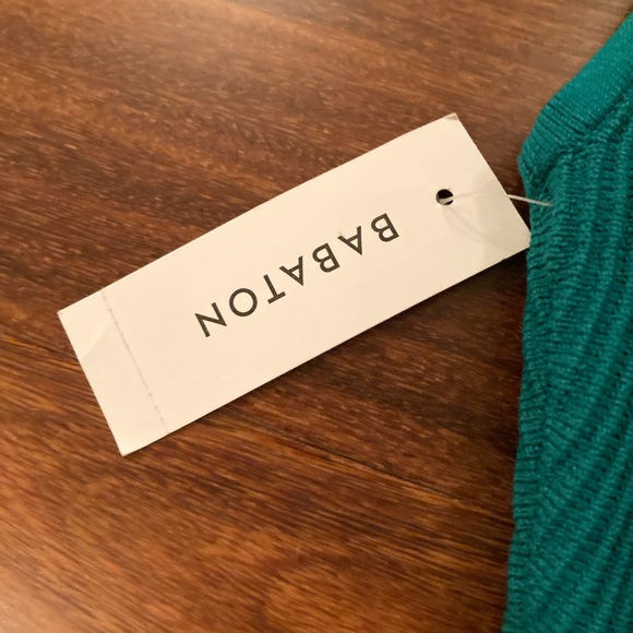 NWT Aritzia Sculpt Knit Tank Top - Picture 3 of 7